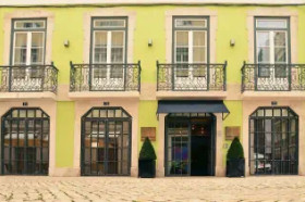 Browns Boutique Hotel